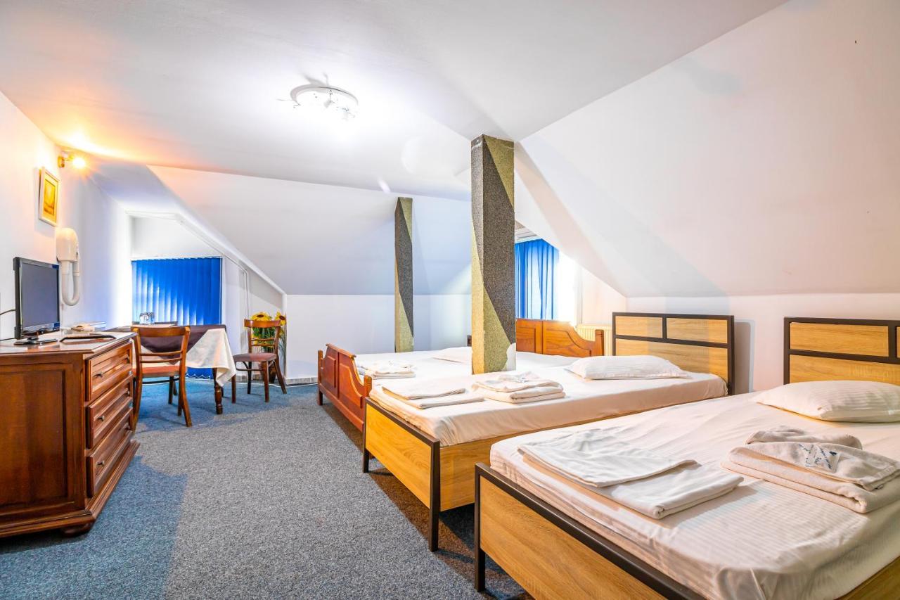 Motel Dasiana Targu Jiu Luaran gambar