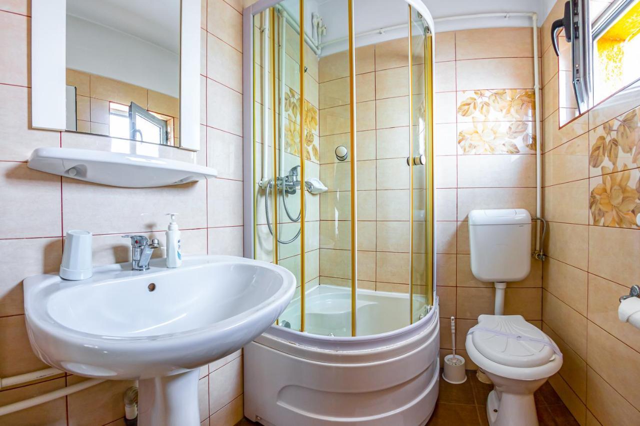 Motel Dasiana Targu Jiu Luaran gambar
