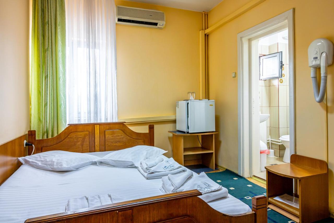 Motel Dasiana Targu Jiu Luaran gambar